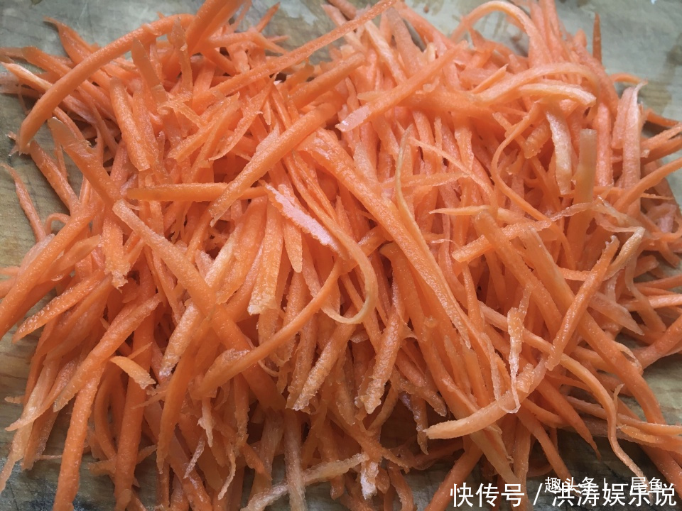 中薪|冬天吃白菜不如吃此菜，二块钱一斤，杀菌消食，老人孩子要多吃