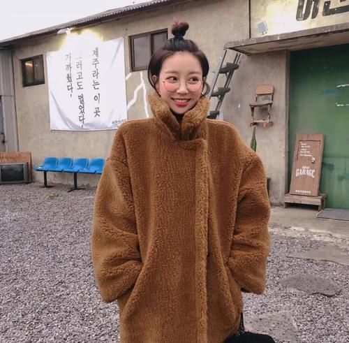 2021年最火的“短发气垫烫”发型，选这5款换上真的很好看