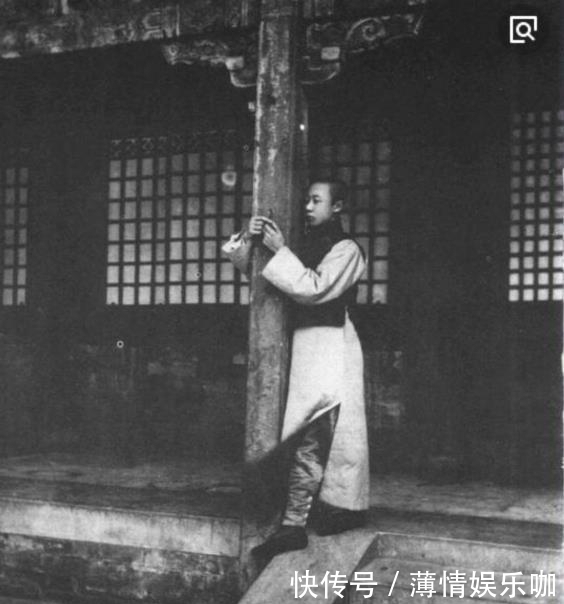 末代皇帝|溥仪有一个毛病,太医们治不好只好请洋人,今天人们看了想笑!