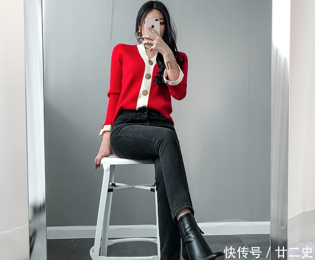 新颖个性的牛仔裤穿搭,彰显简约利落气质!