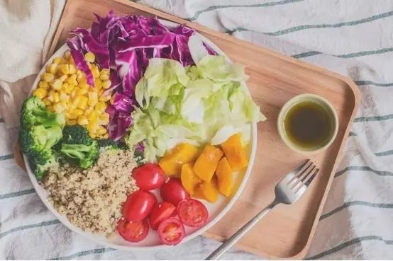 习惯|减肥很难吗？每天坚持四个习惯，或可防止反弹！