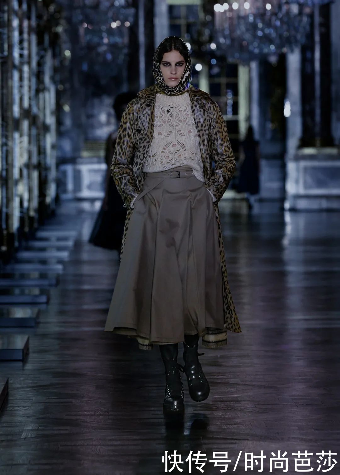 DIOR讲述的童话故事，只有成年人才能读懂