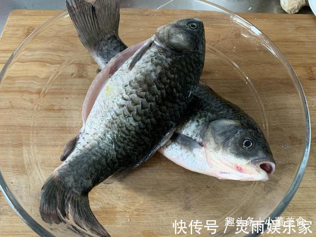 家里人爱吃鱼，但不知道去腥的窍门，跟我学几招，鱼肉鲜嫩没腥味