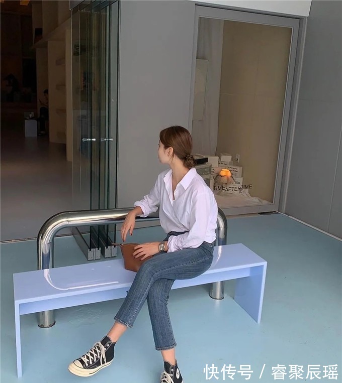 裤装|九分裤+平底鞋,才是中年女人应有的穿搭,优雅知性还减龄