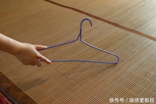 凉席|凉席一年没洗全是螨虫，教你正确的清洗方法，洗得干净还除螨虫