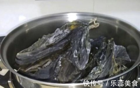 海带万万不能直接用水泡,很多人做错,难怪又黑又硬不好吃!