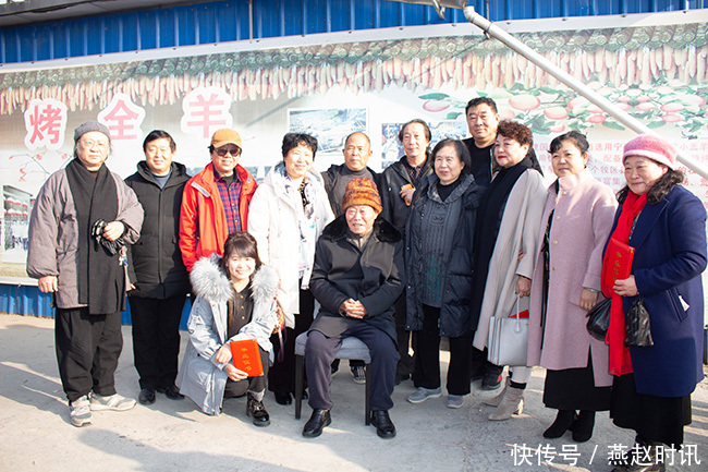 山水画|路怀中山水画高研班毕业典礼在宋庄举行