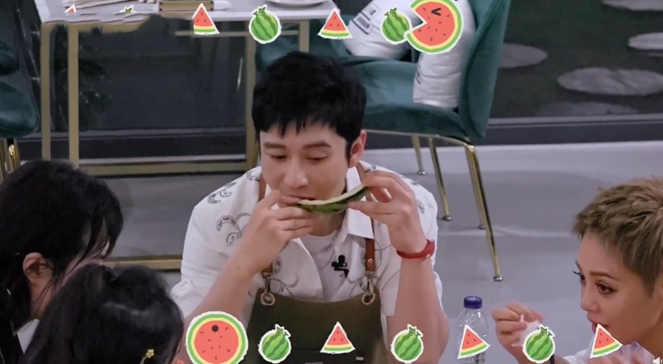 胡萝卜炒肉|周也炒菜被吐槽,宁静吃瓜浪费大,姚安娜却在《中餐厅》洗白了