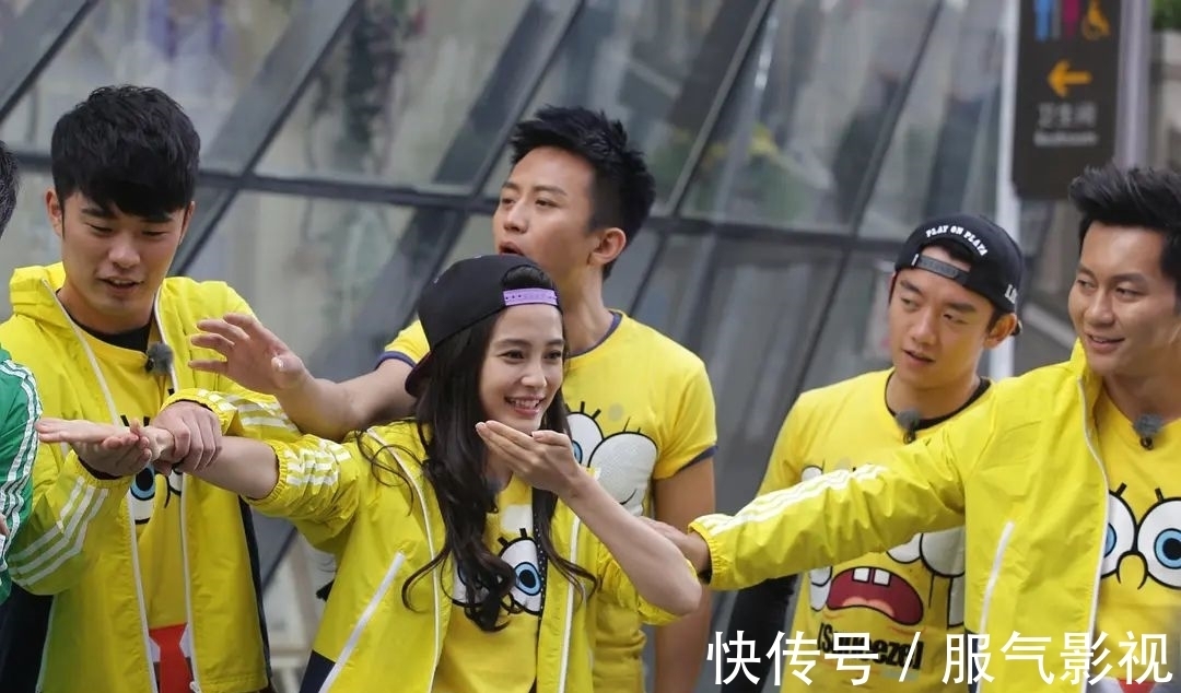 邓超连线李晨引泪奔,3声“问好”给足《跑男》体面,打破谣言