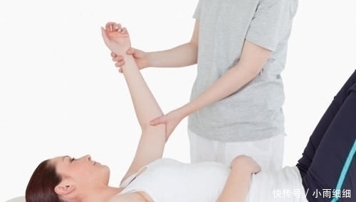 尺泽穴|人体有5处“排湿口”,经常按一按,轻松排出湿气,让你变瘦变美