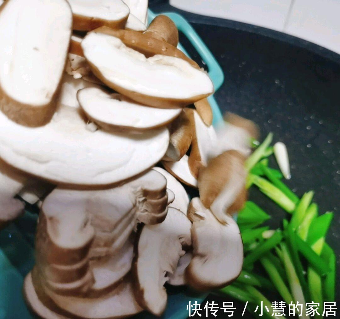 铲子|鲜香滑嫩的香菇炒肉，好吃下饭，大家赶紧收藏起来做底牌吧