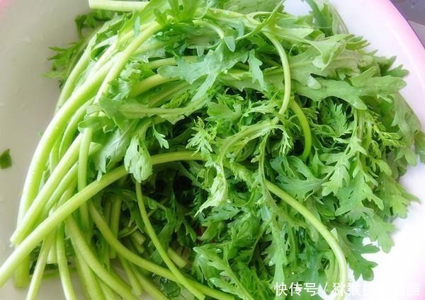 失眠多梦应该常吃它，睡前吃一点，安睡到天亮，气色都变好了！