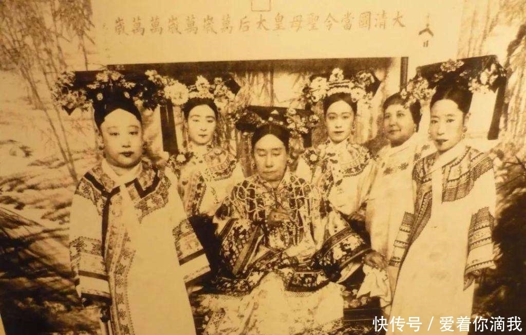 葬礼|慈禧送葬的时候传出恶臭,葬礼再奢华也难掩盖,李莲英都无可奈何