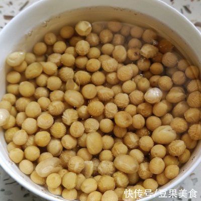 高压锅|餐桌上的保留项目懒人高压锅炖猪蹄，隔段时间就做一次