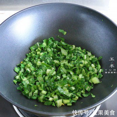 姬松茸腊肠菜饭