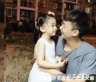 妹妹|自从有了二胎妹妹后，相差15岁的哥哥就把她宠成了小公主，羡慕