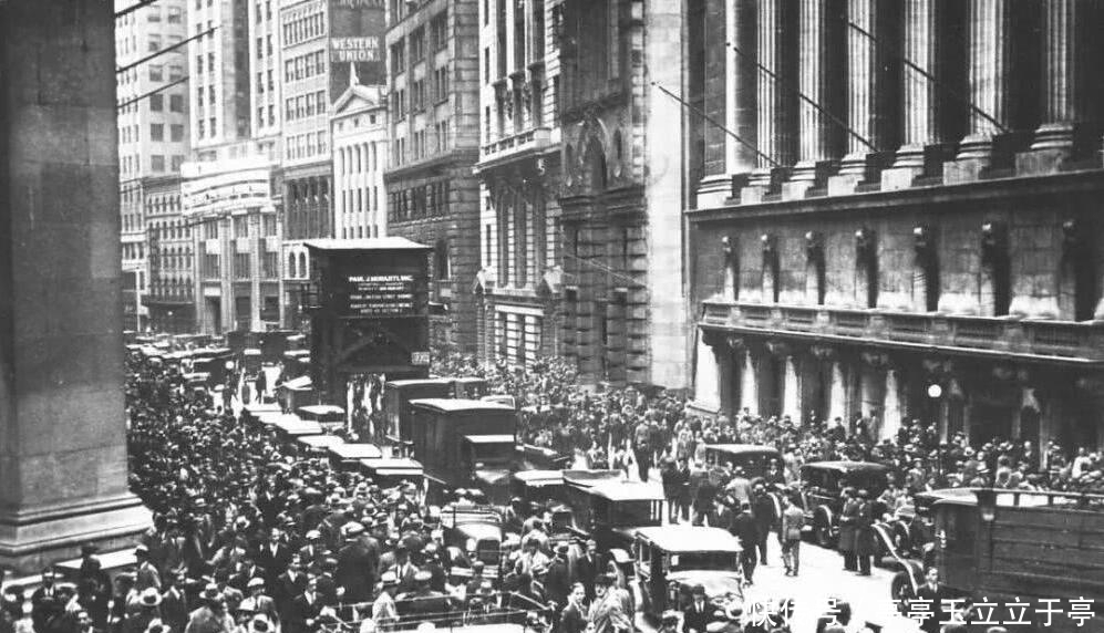 苏军|扮猪吃老虎?拖拉机厂年年愁产量,战时却每月给苏军造几个装甲师