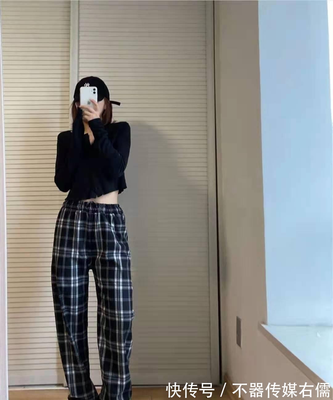 裤子|黑色上衣配什么颜色的裤子