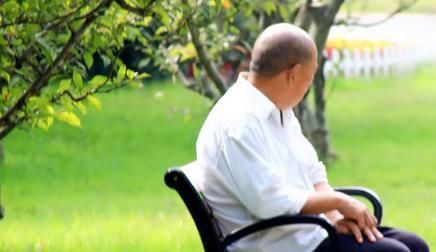 衰老|男性”阳气“不足老得快？日常做好2补，可补足阳气显得年轻