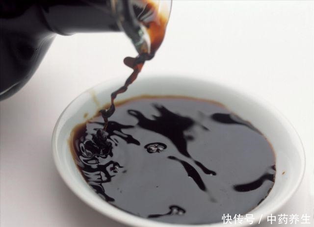 从厨房中找到这2样天然的生根剂,养花更无害、有趣!