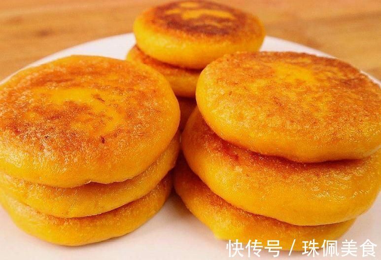 做南瓜饼，外行才只用糯米粉多加2样，外酥里嫩真好吃