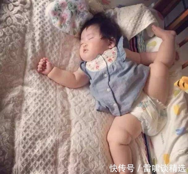 宝宝|据说每一个宝宝都会有一个神奇的睡姿，看看这些睡姿有多神奇吧
