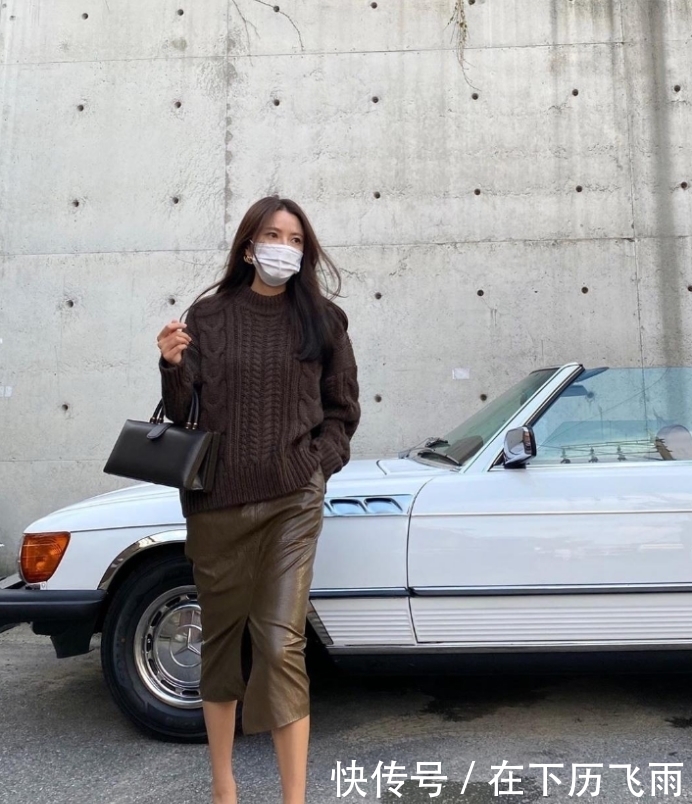 基础|不是基础款太廉价,而是你的搭配方式出了错,半身裙其实很养眼