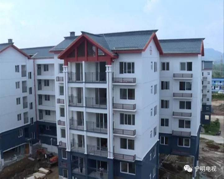 宁明县:城中镇易地扶贫搬迁安置户陆续