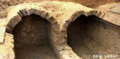 世人|将军死后让人立碑 墓中无宝, 不要盗我墓! 因此骗了世人两百余年!