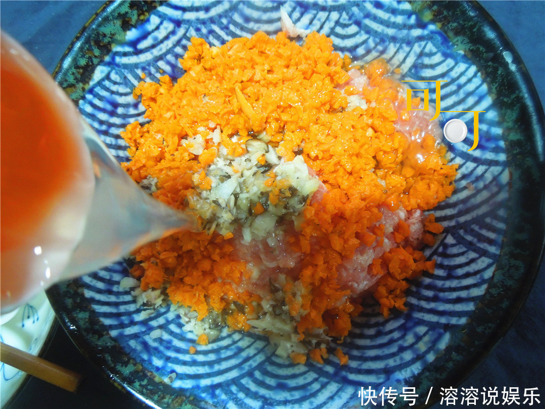  人说|咸蛋黄蒸肉饼，让人罪恶感满满的一道菜，可是谁叫它那么好吃呢