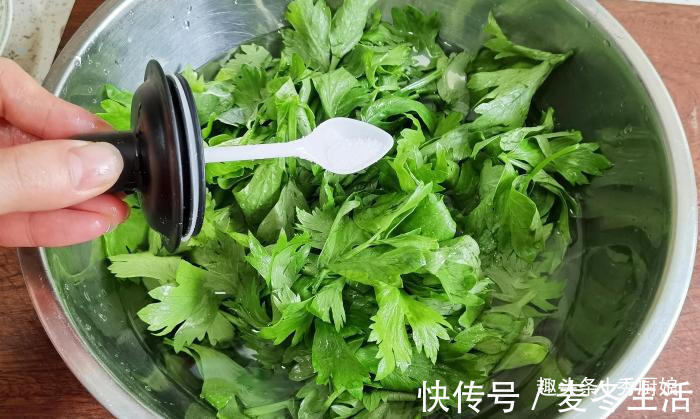低脂|48岁阿姨轻断食晚餐，低脂营养又顶饱，网友：真自律，想吃胖都难