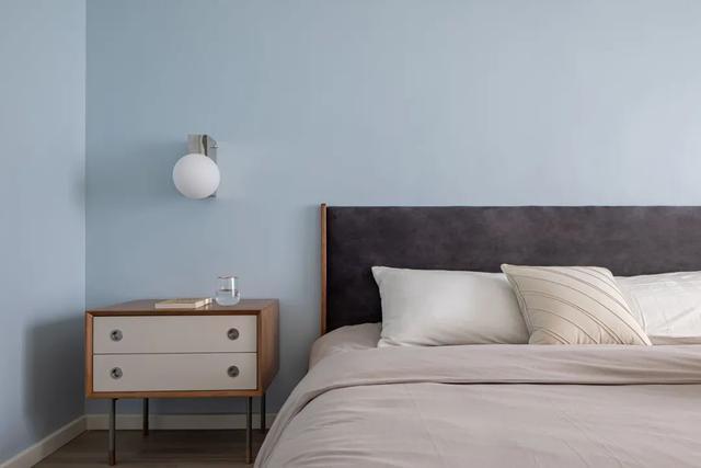 柜体|这对夫妻的“穷装风”新家，明亮又舒适，证明了越简单越美好！