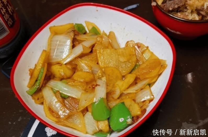 洋葱和它是绝配,等于“血管清洁剂”,简单炒一炒,血管通畅了
