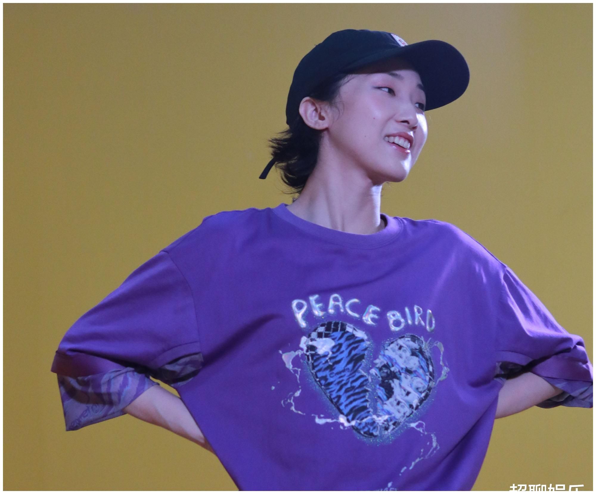 全是女嘉宾的新综艺，三大女团成员碰面，THE9派出喻言安琦陆柯燃