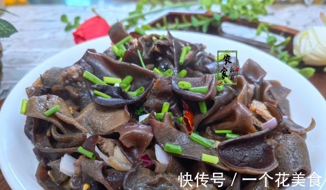 天冷了，遇到它别错过，多买些存着，随吃随取特省事，炒肉吃真香！