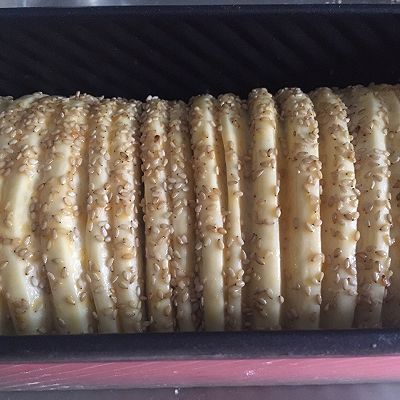 黄油|芝麻豆沙吐司