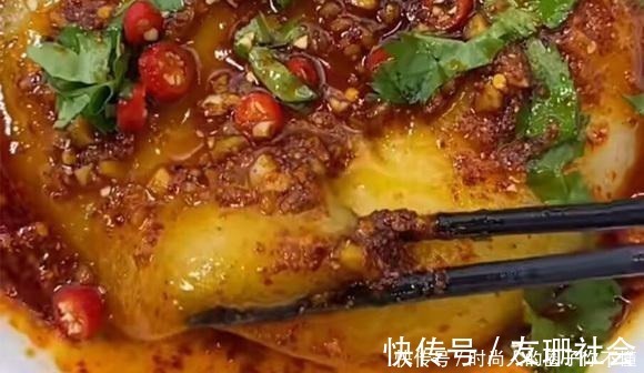 晚餐不想吃得太多,不妨试试它,简单上锅蒸一蒸,又香又糯还饱腹