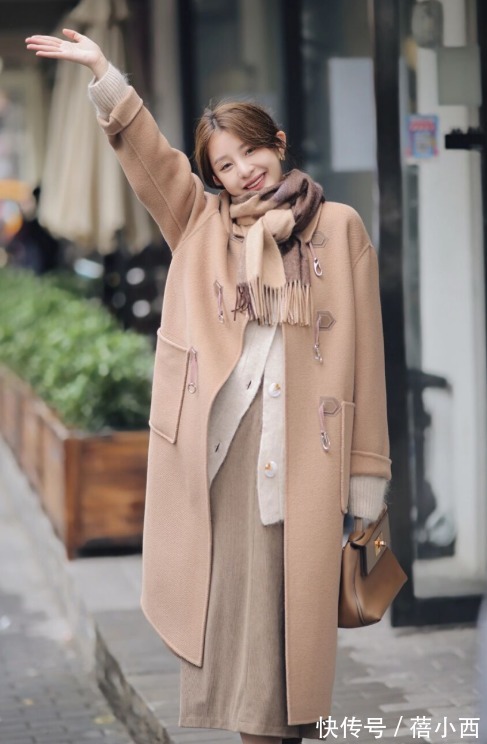小姐姐|终于明白“韩系风”大衣的穿搭精髓,真正精致的女人都懂,太高级