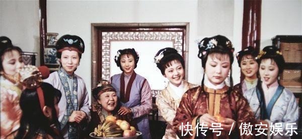 红楼梦@红楼梦:宝玉对晴雯的一个要求,是大多数人最难以直面的自私