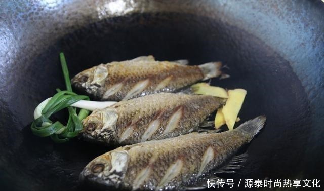 鲜肉|炖鱼汤有窍门,不管炖什么鱼,照这个方法做,汤鲜肉嫩无腥味