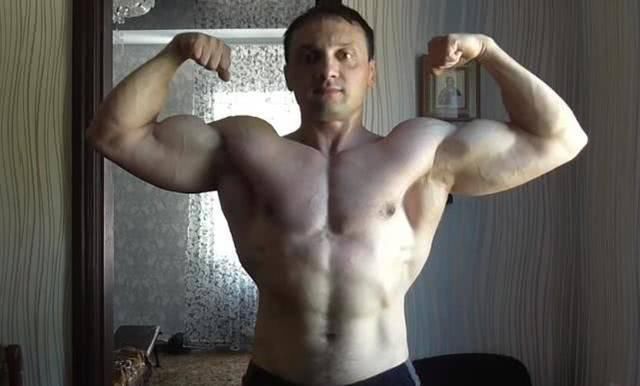 肌肉男|肉胖子决定用2年改变体质，2年后变肌肉男非常壮实，网友：做我伙伴如何？