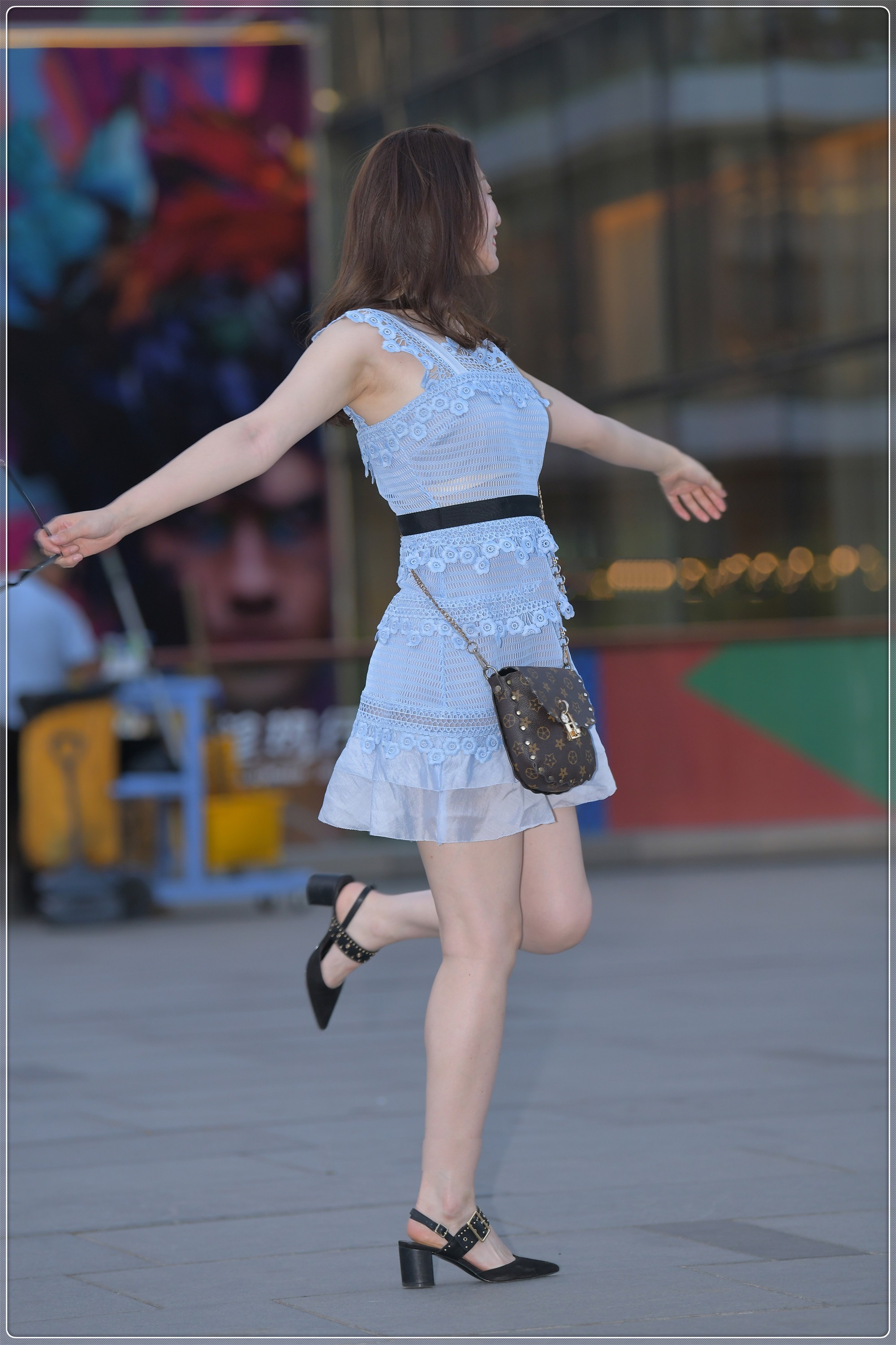 少女心 蓝色蕾丝花边连衣裙,甜美可爱,少女心十足