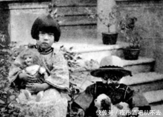 生母|论叛逆,张爱玲比不上生母黄奕梵,学唱歌画画,谈吐优雅爱自由!