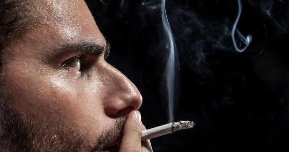 长期抽烟的人，突然戒烟，对身体有危害吗？今天告诉你答案