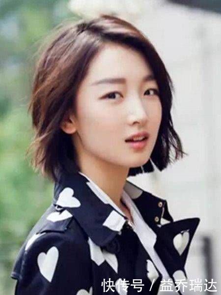 身高|身高不到160cm的女生,尽量避开这3种发型,不仅显矮还没气质