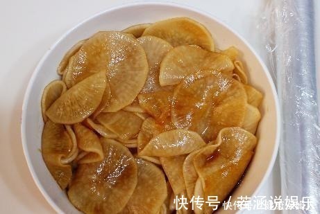 腌制|腌萝卜先放盐是不对的，教你1招技巧，萝卜脆爽更入味，吃着过瘾