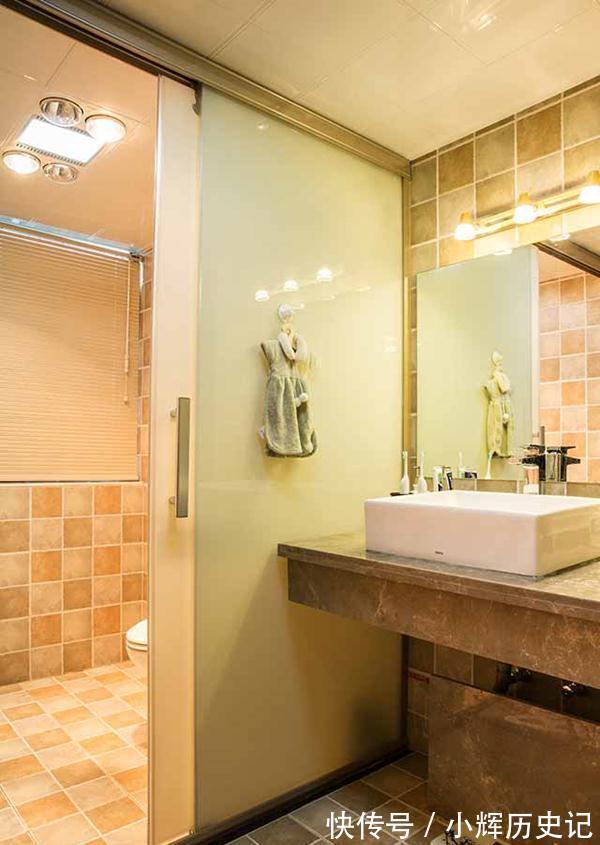 新房|晒晒我家105平新房,装修耗时半年多,卫生间门保证你没见过