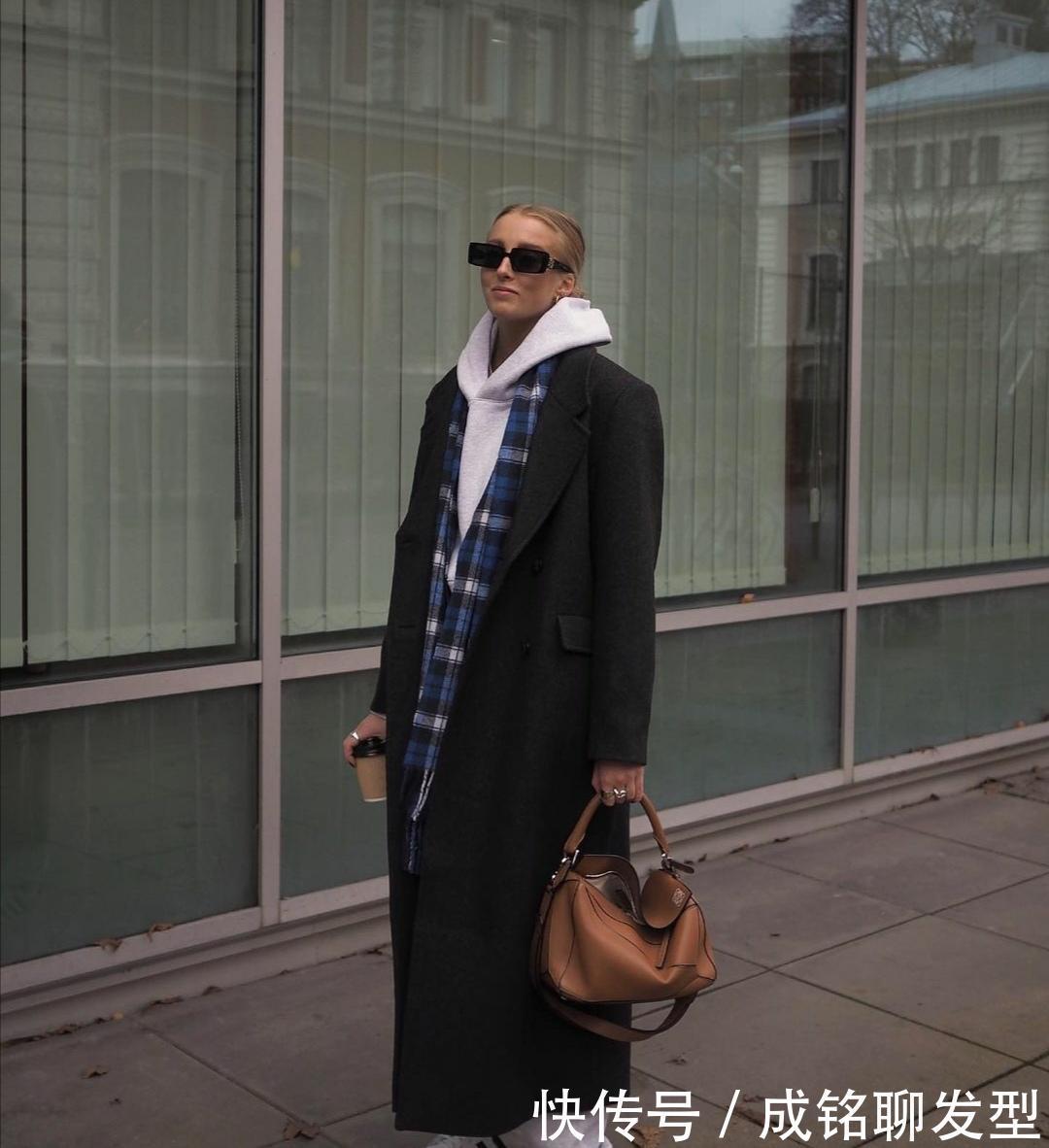 不懂配色穿衣很难高级,这三个快捷的配色方案,穿搭简单不费时