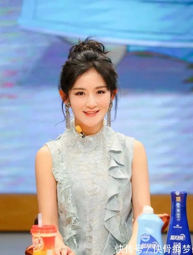 謝娜|網(wǎng)曝謝娜退出《快本》由李晟接棒,微博認(rèn)證實(shí)錘謝娜發(fā)文表態(tài)