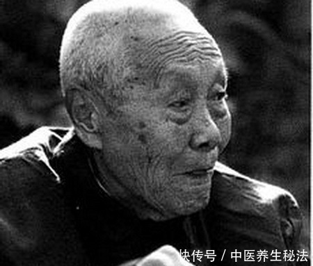 清朝|清朝最后一个太监口述,半夜伺候妃子,身上必须要藏这样东西